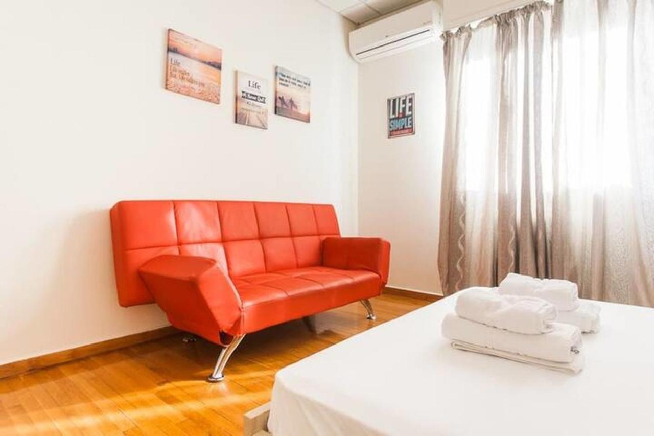Ferienwohnung 4Bdr Amazing Spacious Full Apt In Plaka Athen Exterior foto