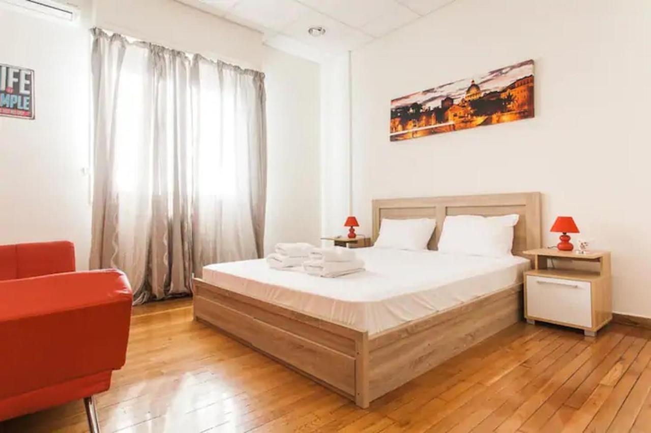 Ferienwohnung 4Bdr Amazing Spacious Full Apt In Plaka Athen Exterior foto